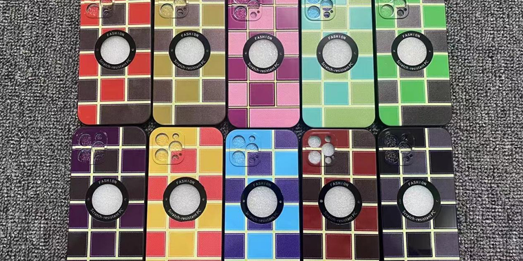 Vantaggi e svantaggi di una varietà di materiali Custodia per cellulare